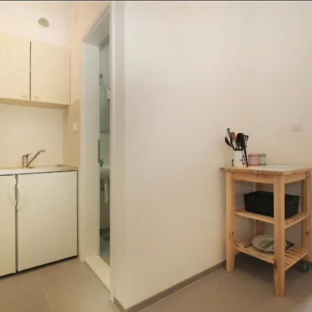 Dora Apartment Baska Voda