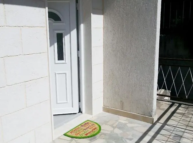 Dora Baška Voda